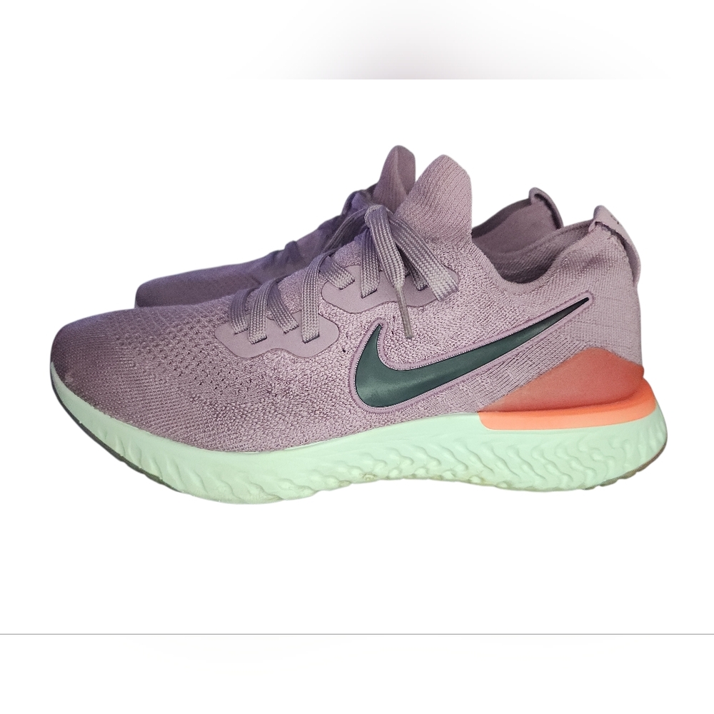 Nike Epic React Flyknit 2 'Plum Dust', Womens 9 - Picture 2 of 9